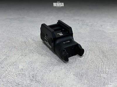 Тактический фонарь SureFire XC1-C Черный (Black)
