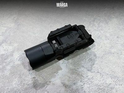 Тактический фонарь SureFire X300U Черный (Black)